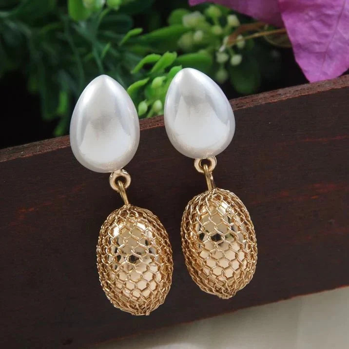 Korean Style Pearl and Gold Mesh Drop Earrings