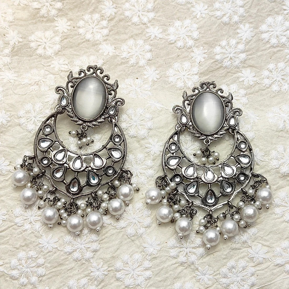 Noor Oxidised Silver Monalisa Stone Chandbalis